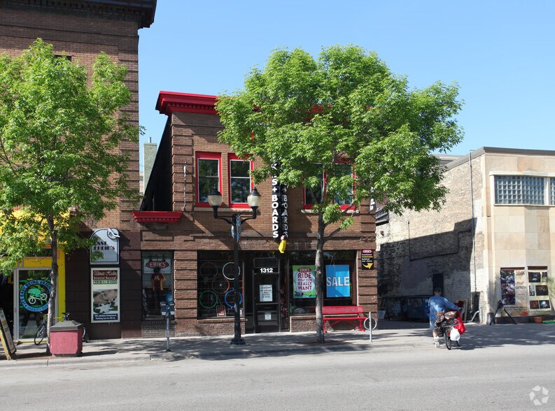1312 SE 4th St, Minneapolis, MN à louer - Photo de l’immeuble – Image 3 sur 4