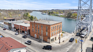 Plus de détails pour 28 W Main St, Welland, ON - Local commercial à vendre