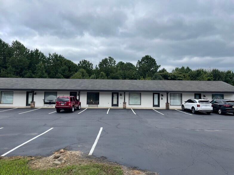 7017 Wall Triana Hwy, Madison, AL à louer - Photo de l’immeuble – Image 2 sur 4
