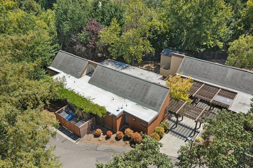 864-868 2nd St, Santa Rosa, CA à vendre - Photo de l’immeuble – Image 3 sur 38