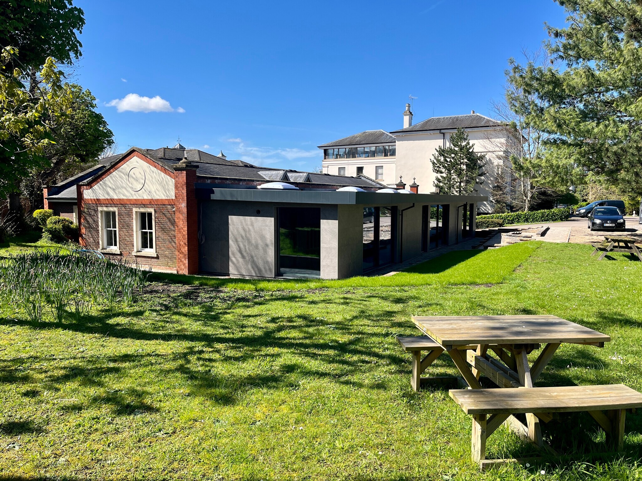 25 Lansdown Rd, Cheltenham à louer Photo de l’immeuble– Image 1 sur 2