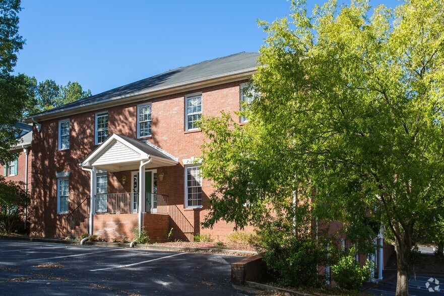 160 Bastille Way, Fayetteville, GA à vendre - Photo de l’immeuble – Image 2 sur 16