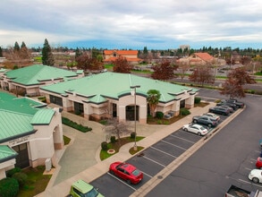 436 E Yosemite Ave, Merced, CA à vendre Photo intérieure– Image 1 sur 3