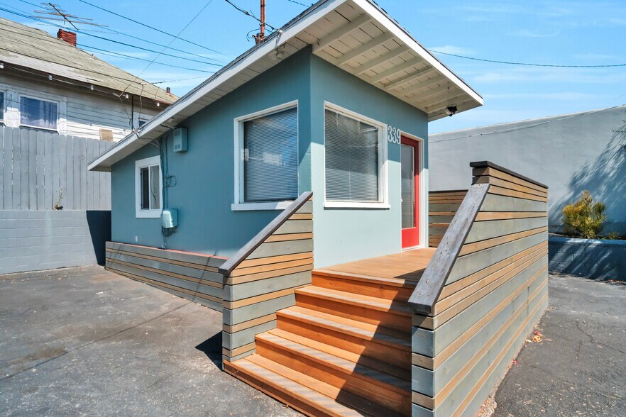 339 S Pacific Coast Hwy, Redondo Beach, CA à louer - Photo de l’immeuble – Image 3 sur 22