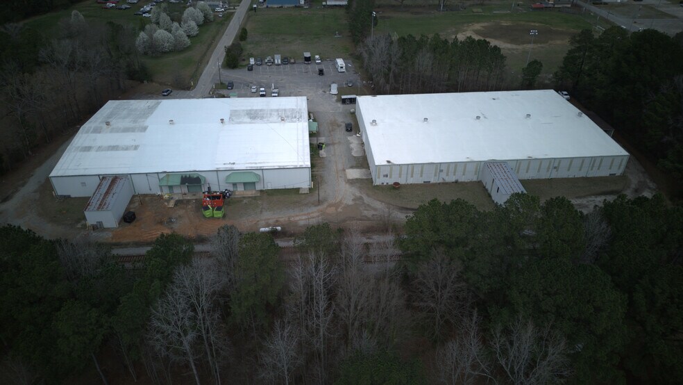 36 E Edgerton St, Smithfield, NC à louer - Photo de l’immeuble – Image 1 sur 10