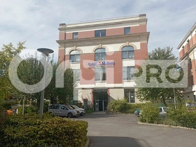 Plus de détails pour Bureau à louer