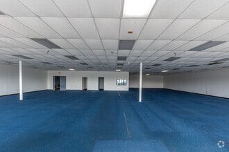 2710-2758 W 70th St, Shreveport, LA à louer Photo intérieure– Image 1 sur 2
