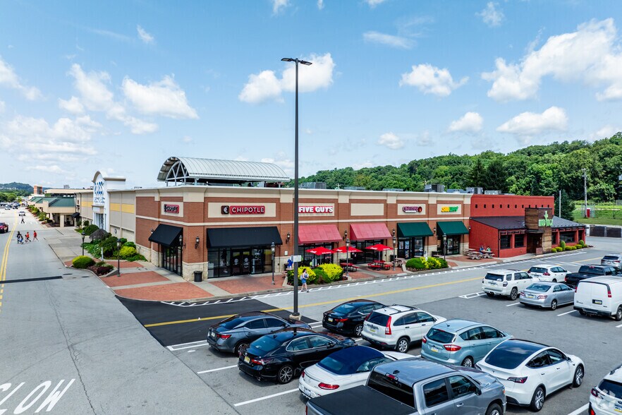 921-1001 Freeport Rd, Pittsburgh, PA à louer - Photo de l’immeuble – Image 2 sur 2