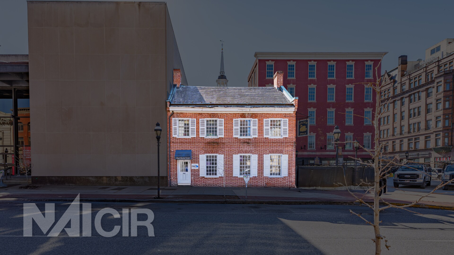 2 E Market St, York, PA à vendre Photo principale– Image 1 sur 3