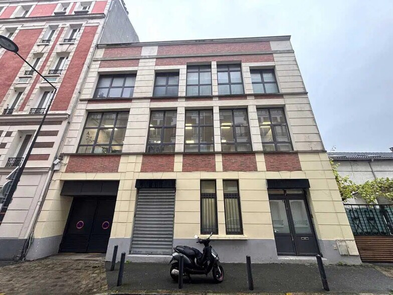 Bureau dans Saint-Denis à louer - Photo de l’immeuble – Image 1 sur 8