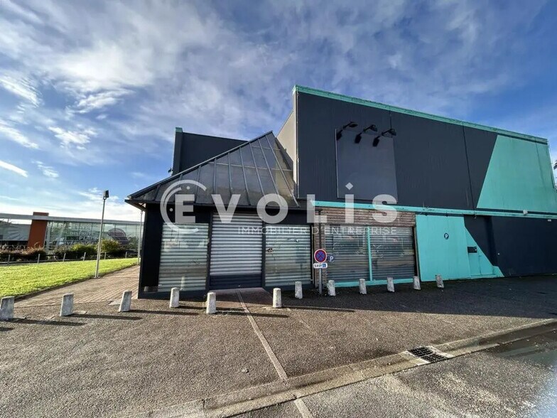 Local commercial dans Mérignac à louer - Photo de l’immeuble – Image 1 sur 7