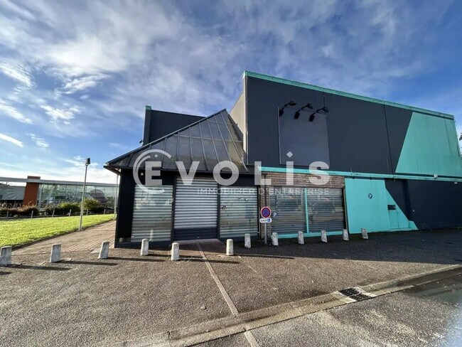 Plus de détails pour Local commercial à louer