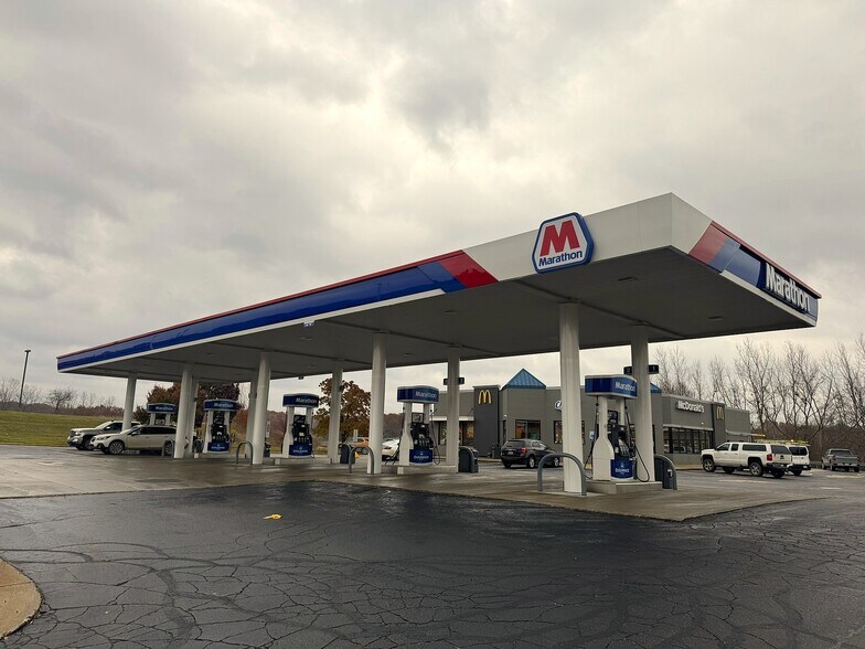 3989 S Lapeer Rd, Metamora, MI à vendre - Photo de l’immeuble – Image 2 sur 10