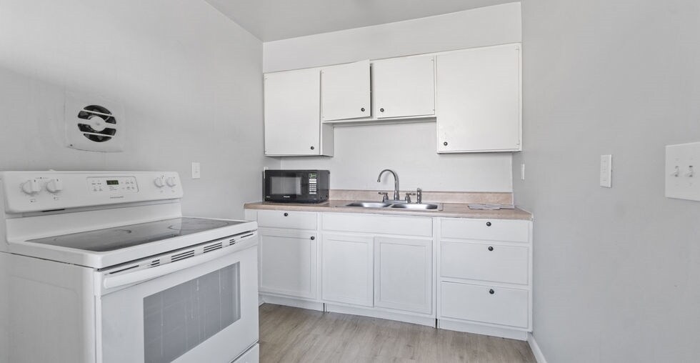 2500 Leo St, Norfolk, VA à vendre - Photo intérieure – Image 3 sur 11