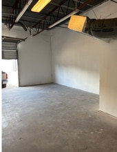 6301-6335 Ashcroft Dr, Houston, TX à louer Photo intérieure– Image 1 sur 5