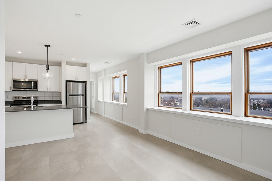 250 College Ave, Lancaster, PA à louer - Photo de l’immeuble – Image 3 sur 31