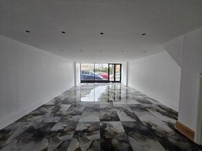 123 Belgrave Av, Romford à louer Photo intérieure– Image 1 sur 1