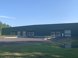 Plus de détails pour 24 Allen Martin Dr, Essex Junction, VT - Industriel/Logistique à louer