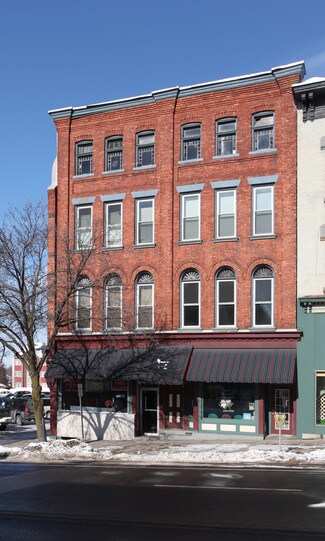 Plus de détails pour 25 E Genesee St, Auburn, NY - Local commercial à louer