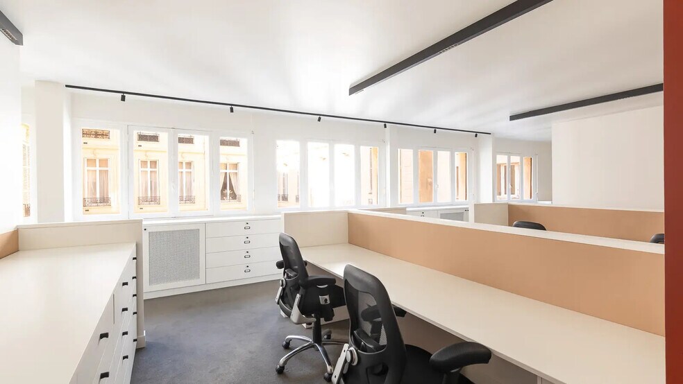 Bureau dans Paris à vendre - Photo de l’immeuble – Image 1 sur 8
