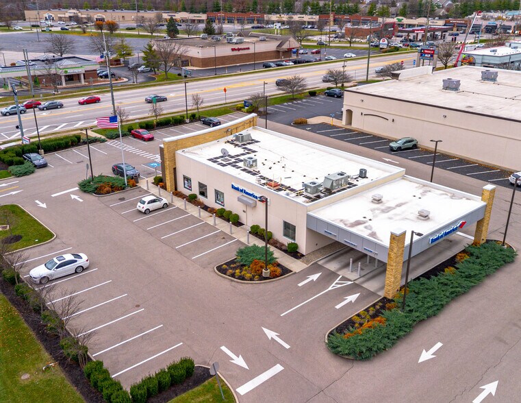 4040 Montgomery Rd, Loveland, OH à vendre - Photo de l’immeuble – Image 3 sur 8