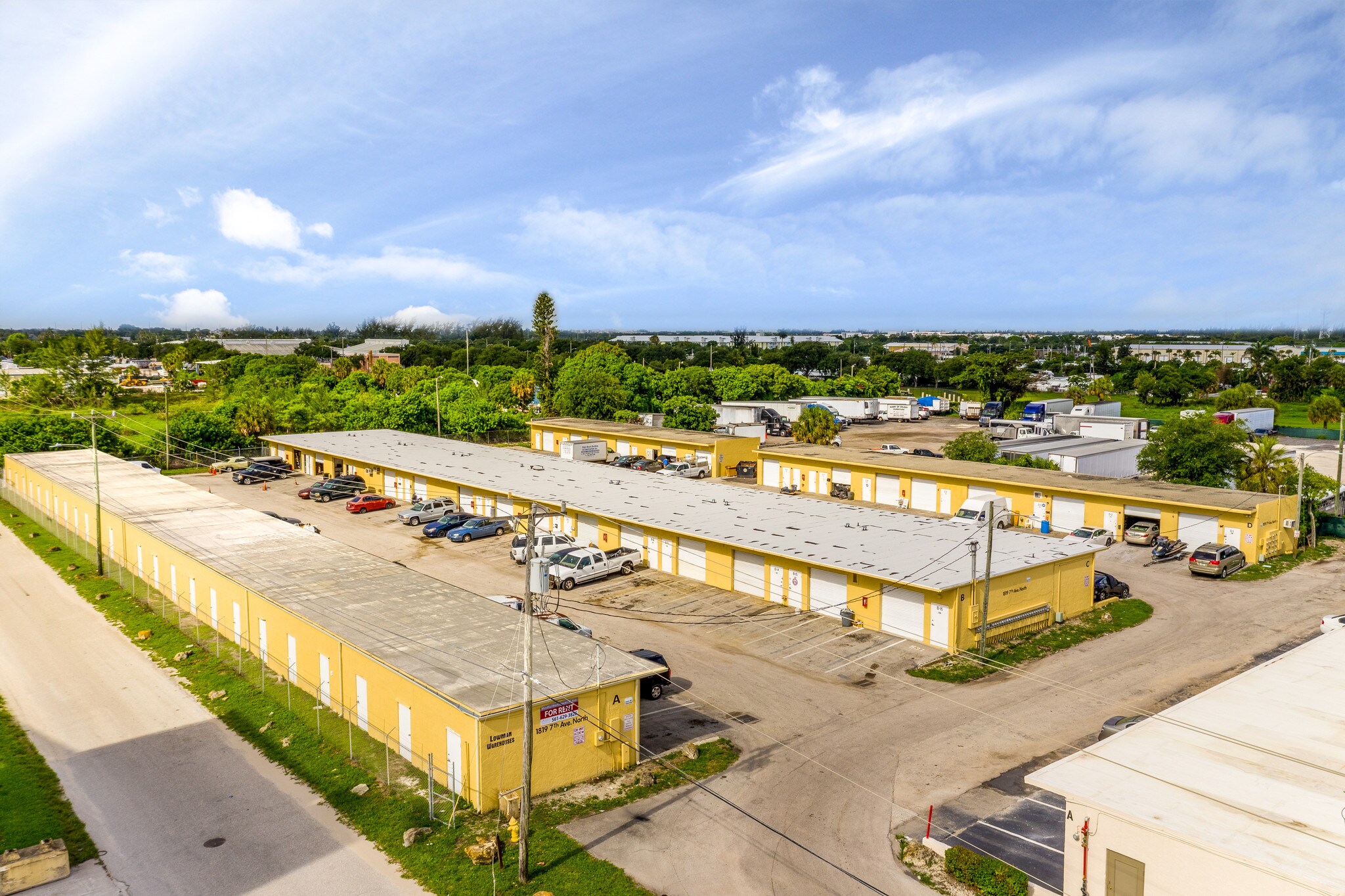 1819 7th Ave N, Lake Worth, FL à louer Photo principale– Image 1 sur 6