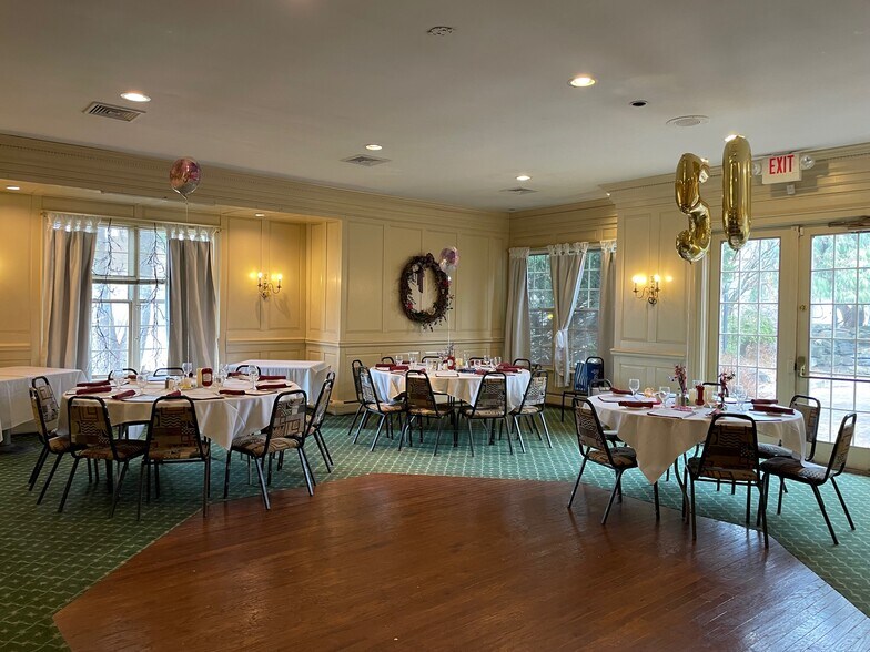 252 Fox Run Ln, East Stroudsburg, PA à vendre - Photo intérieure – Image 3 sur 15