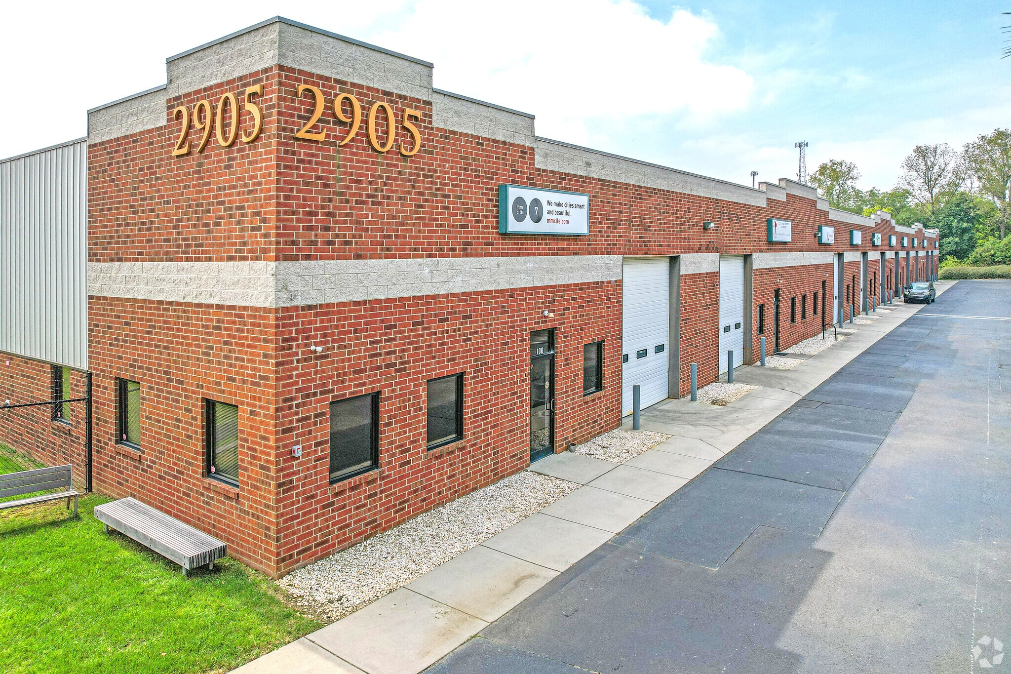 2905 Westinghouse Blvd, Charlotte, NC à louer Photo principale– Image 1 sur 7