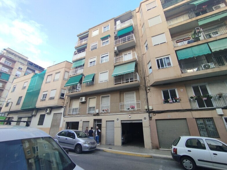 Carrer Capitán Baltasar Tristany, 75, Elche, Alicante à louer - Photo de l’immeuble – Image 2 sur 15