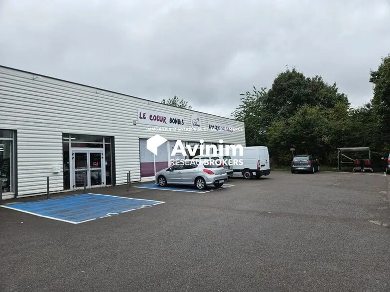 Local commercial dans Chenôve à louer - Photo de l’immeuble – Image 1 sur 4