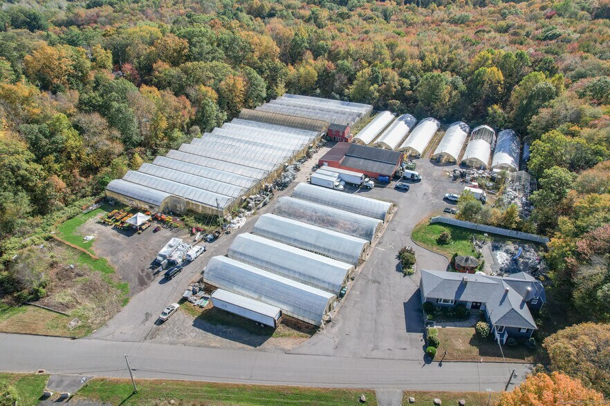 2035 Scott Rd, Cheshire, CT à vendre - Photo de l’immeuble – Image 3 sur 35