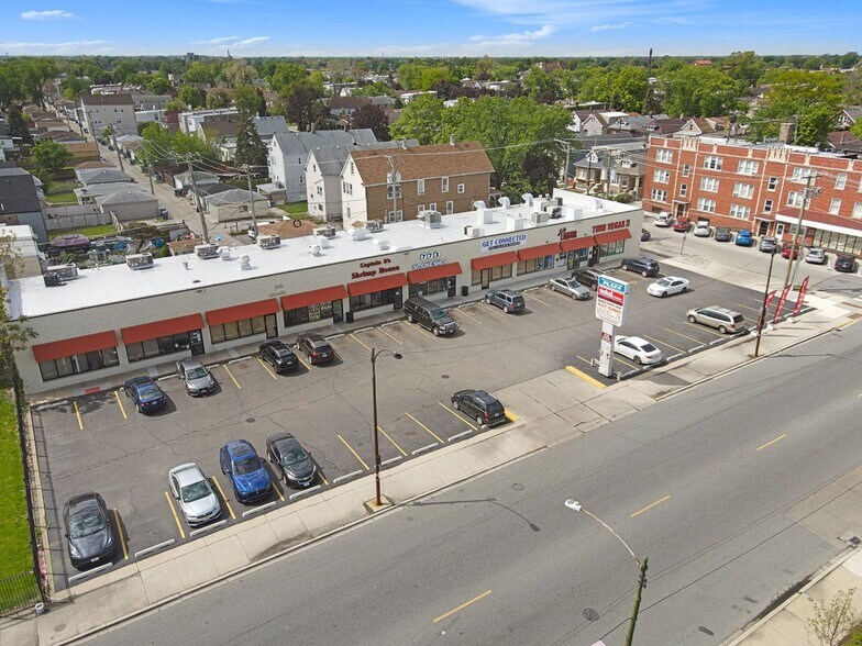 5633-5647 W Roosevelt Rd, Cicero, IL à vendre - Photo de l’immeuble – Image 2 sur 22