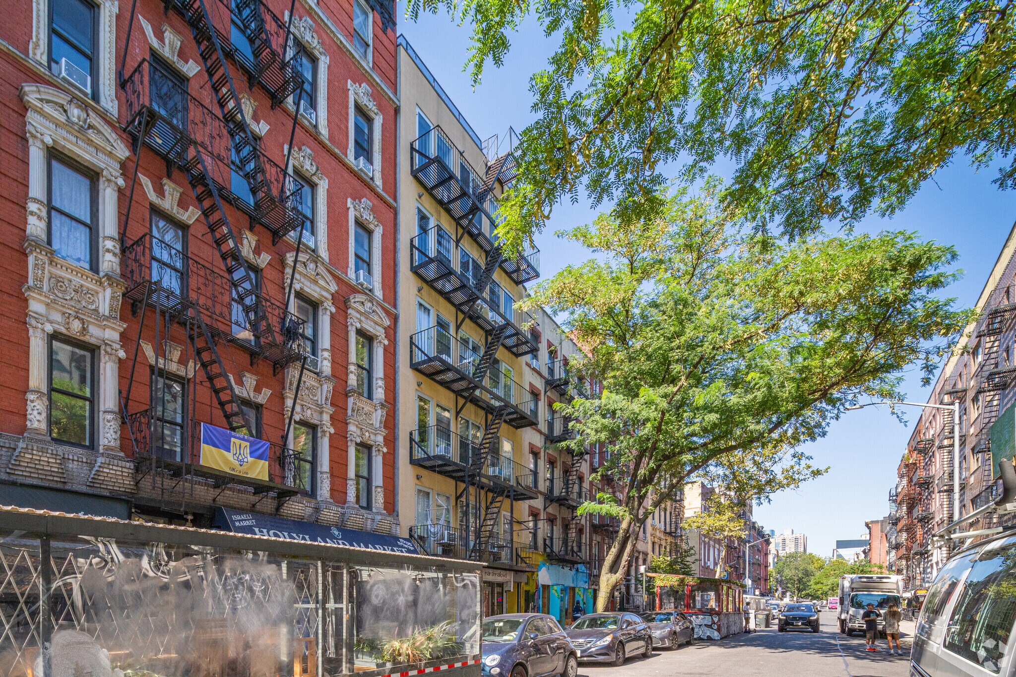 120 Saint Marks Pl, New York, NY à louer Photo principale– Image 1 sur 6