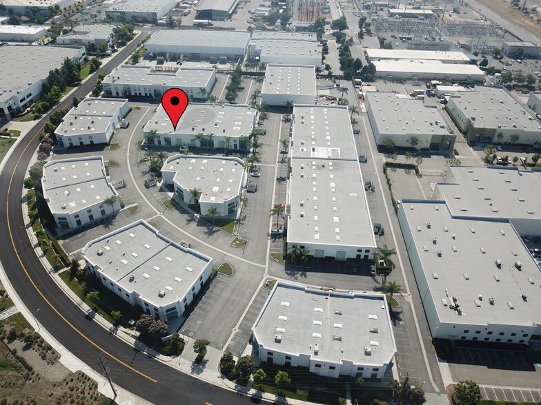 5581 Daniels St, Chino, CA à louer - Photo de l’immeuble – Image 2 sur 19