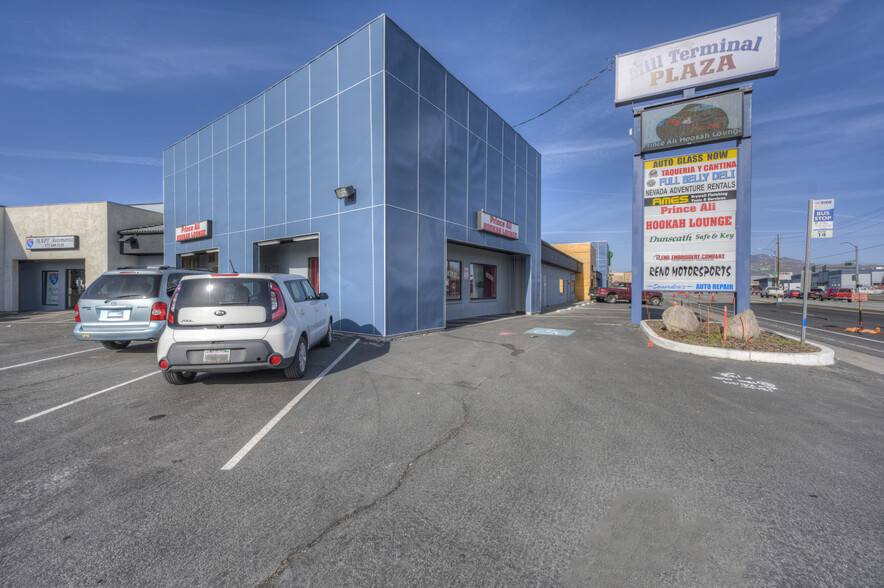 3000-3090 Mill St, Reno, NV à vendre - Photo de l’immeuble – Image 3 sur 11