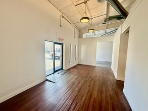 500 Bishop St, Atlanta, GA à louer Photo intérieure– Image 2 sur 16