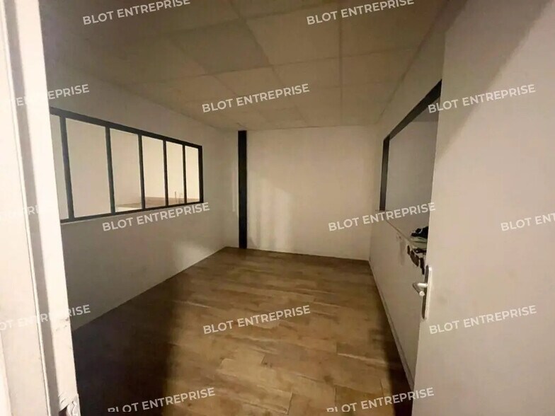 Local d’activités dans Ploufragan à louer - Photo intérieure – Image 2 sur 7