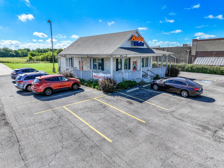 420 N I 35 E, Lancaster, TX à louer - Photo de l’immeuble – Image 3 sur 8