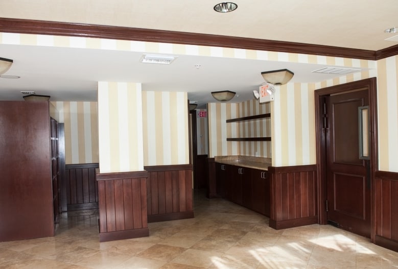 415 NW Flagler Ave, Stuart, FL à louer - Photo intérieure – Image 2 sur 41