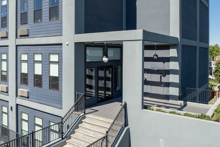 457 W Lincoln St, Easton, PA à vendre - Photo de l’immeuble – Image 3 sur 15