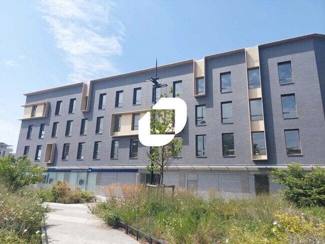 Plus de détails pour Bureau à vendre