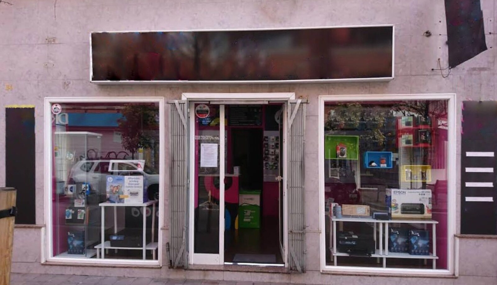 Local commercial dans Cornellà de Llobregat, Barcelona à louer Photo intérieure– Image 1 sur 10