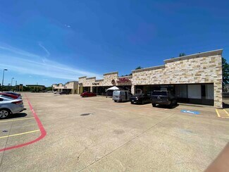 Plus de détails pour 2501 N Main St, Euless, TX - Local commercial à louer