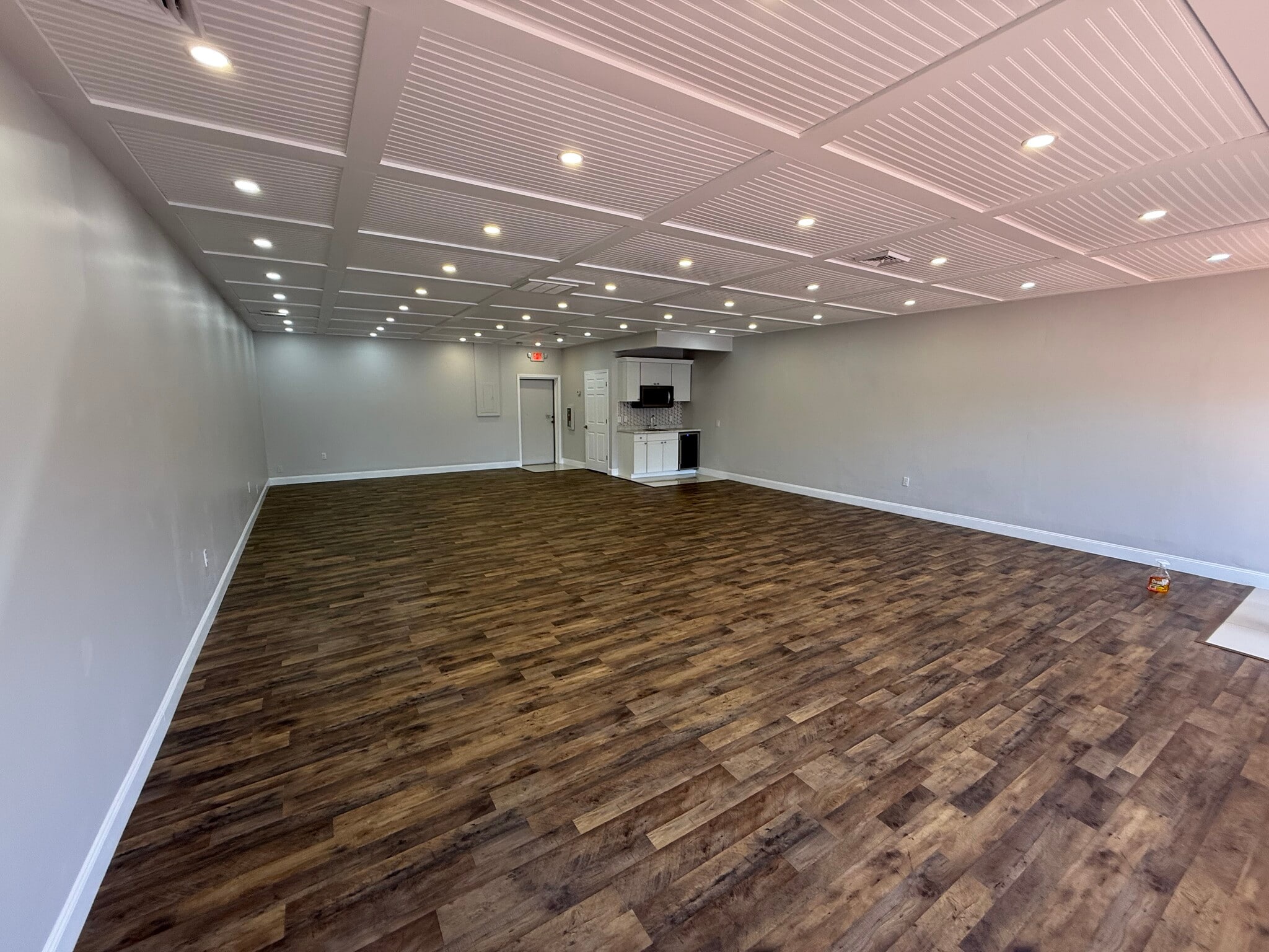 3816-3820 Grand Blvd, New Port Richey, FL à louer Photo intérieure– Image 1 sur 7