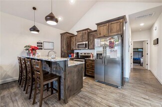 Plus de détails pour 424 N F St, Rogers, AR - Logement à vendre