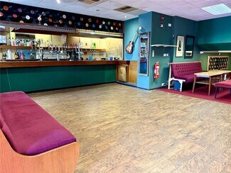 Plus de détails pour 3 Cliff St, Bridlington - Local commercial à louer