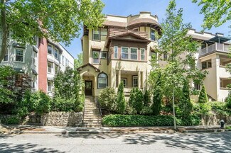Plus de détails pour 201 Rawson Rd, Brookline, MA - Logement à vendre