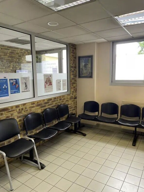 Plus de détails pour Bureau à vendre