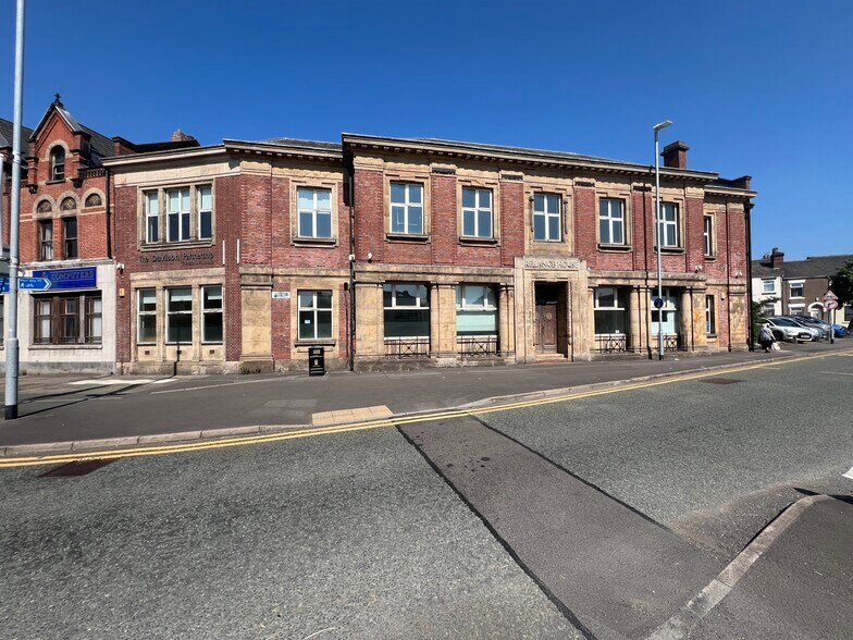 11-15 Moorland Rd, Stoke On Trent à louer - Photo de l’immeuble – Image 1 sur 19