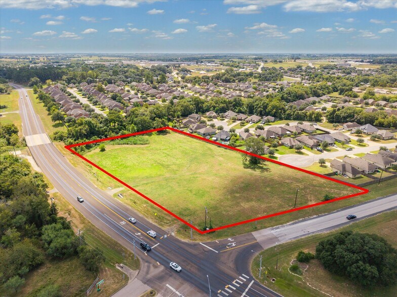 South Blue Bell Road & E Stone Street, Brenham, TX à vendre - Photo de l’immeuble – Image 1 sur 9